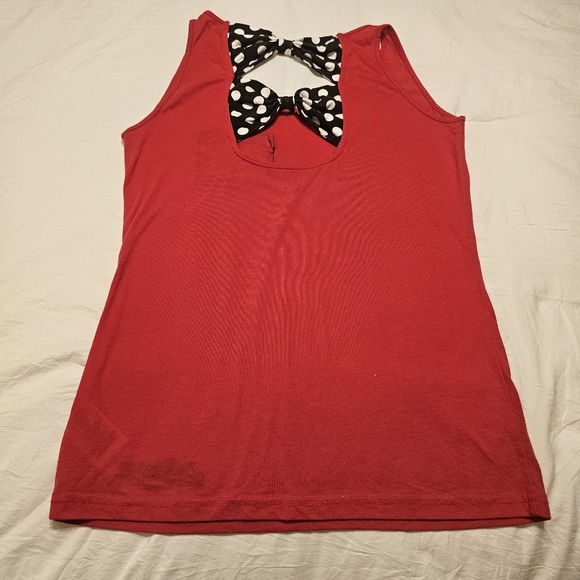 Disney Parks Women's Minni Mouse Red Tank with back cutout bows XSWorn once and - Picture 4 of 4